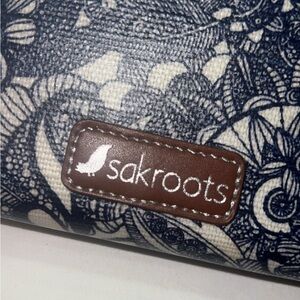 Sakroots Navy and Cream Patterned Bag